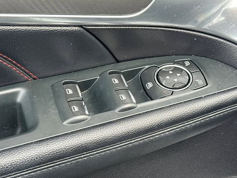 Used 2019 Ford Explorer Sport image 12