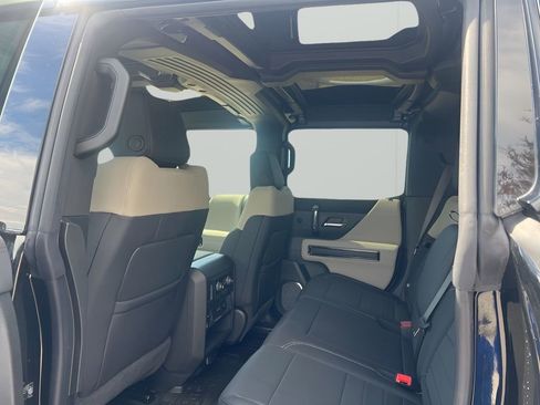 New 2026 GMC Hummer EV 4x4 Crew Cab image 18