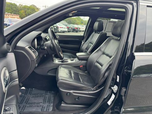 Used 2019 Jeep Grand Cherokee Limited w/ Luxury Group II image 15