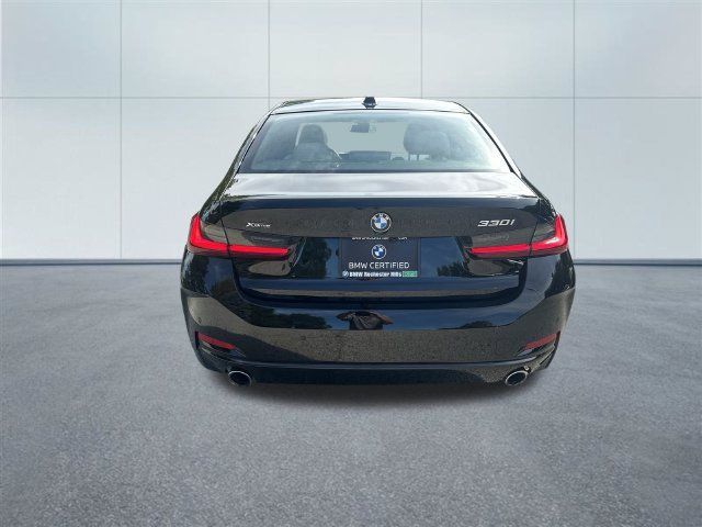 Certified 2023 BMW 330i xDrive Sedan w/ Premium Package AWD/4WD image 12