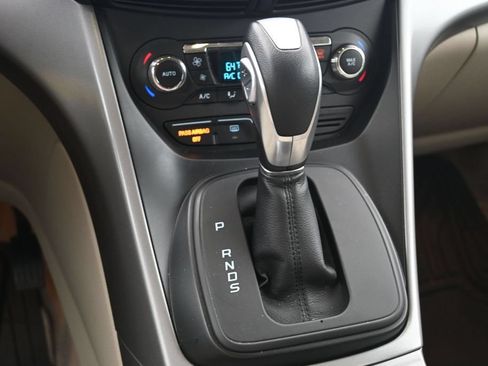 Used 2016 Ford Escape SE w/ SE Leather Comfort Package AWD/4WD image 30