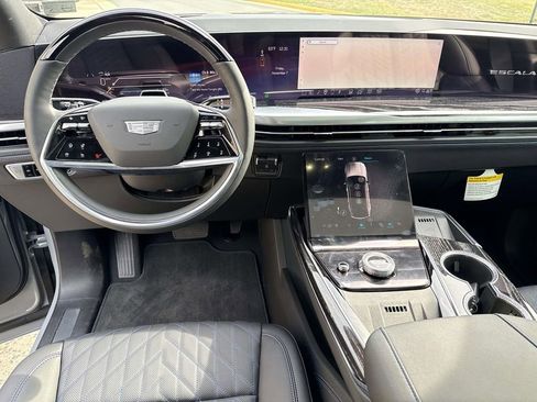 New 2026 Cadillac Escalade IQL Luxury image 19