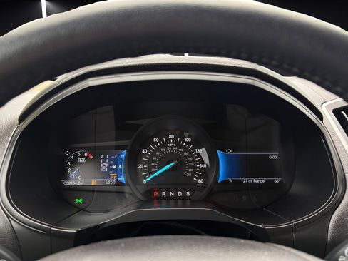 Used 2022 Ford Edge SEL w/ Convenience Package AWD/4WD image 17