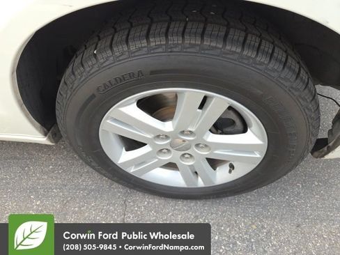 Used 2012 Dodge Grand Caravan Crew w/ Crew Value Pkg FWD image 16