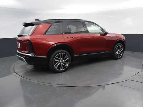 New 2026 Cadillac Vistiq Sport w/ LPO, Floor Liner Package image 6