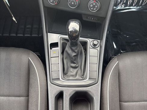Used 2022 Volkswagen Jetta Sport FWD image 22
