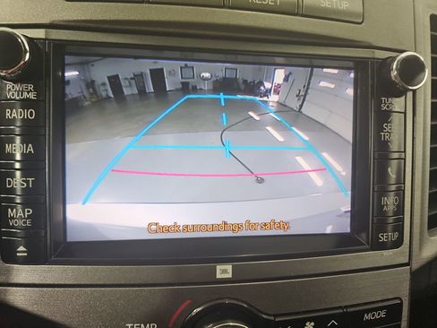 Used 2014 Toyota Venza Limited AWD/4WD image 21