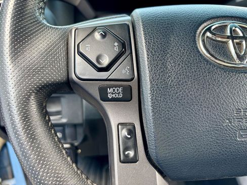 Used 2019 Toyota Tacoma TRD Off-Road AWD/4WD image 22