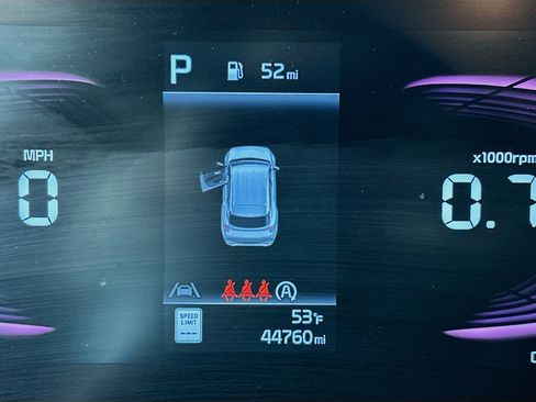 Used 2024 Kia Sportage LX image 18