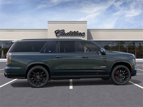 New 2026 Cadillac Escalade ESV V image 5