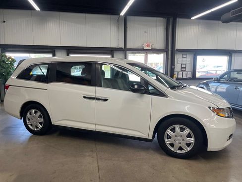 Used 2014 Honda Odyssey LX image 14