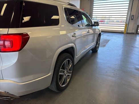 Used 2018 GMC Acadia Denali w/ Technology Package image 6