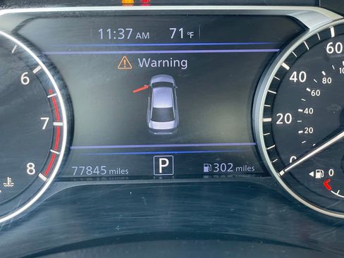 Certified 2022 Nissan Altima 2.5 SV w/ SV Premium Package image 17