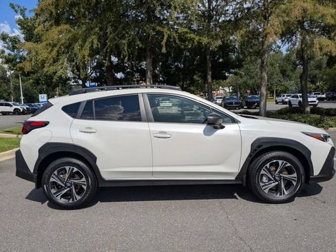 Used 2024 Subaru Crosstrek 2.0i Premium AWD/4WD image 7