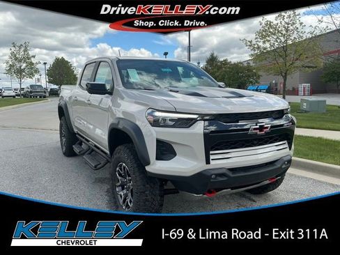 New 2026 Chevrolet Colorado ZR2 w/ Technology Package AWD/4WD image 1