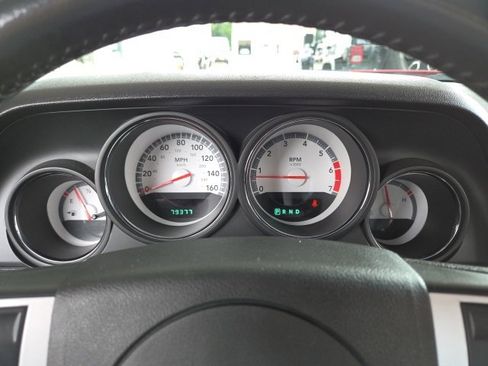 Used 2010 Dodge Challenger R/T image 12