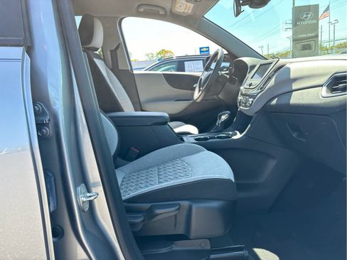 Certified 2024 Chevrolet Equinox LS w/ LS Convenience Package FWD image 20