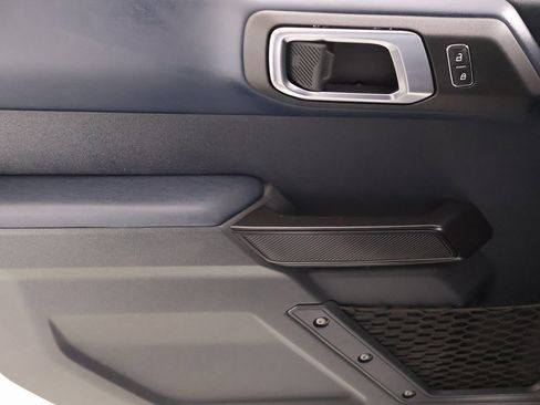 Used 2024 Ford Bronco Outer Banks image 17