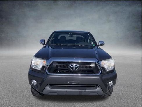 Used 2015 Toyota Tacoma 4x4 Double Cab w/ Limited Package image 21