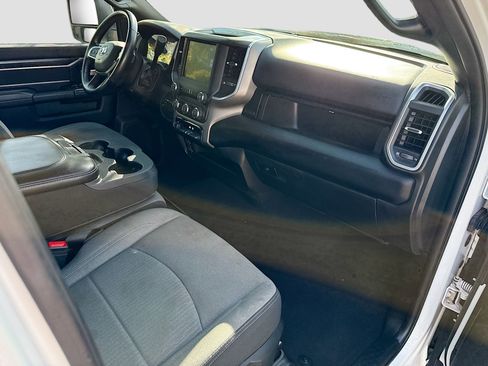 Used 2024 RAM 3500 Big Horn image 13