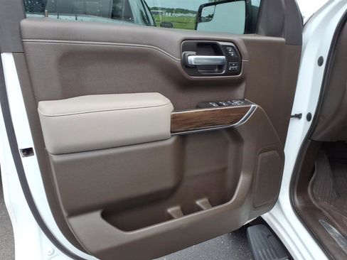 Used 2020 GMC Sierra 1500 SLT w/ SLT Premium Package AWD/4WD image 13