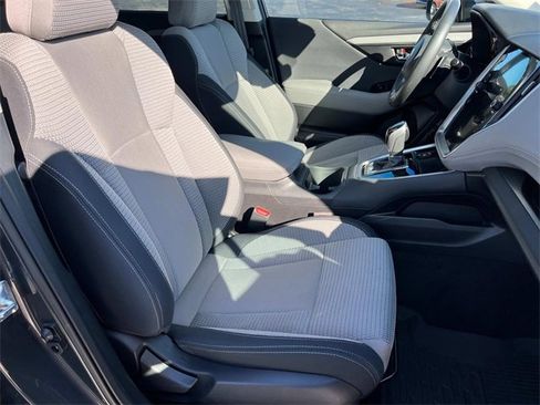 Used 2023 Subaru Outback Premium image 26