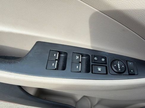 Used 2016 Hyundai Tucson Limited FWD image 13