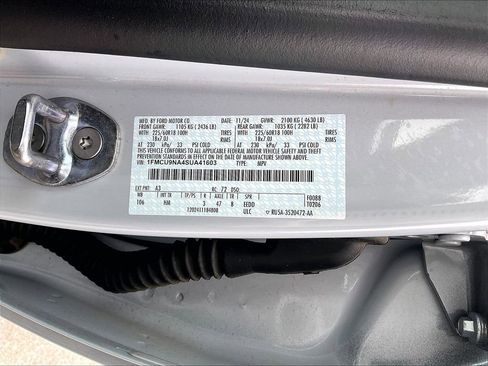 Used 2025 Ford Escape ST-Line Select AWD/4WD image 30