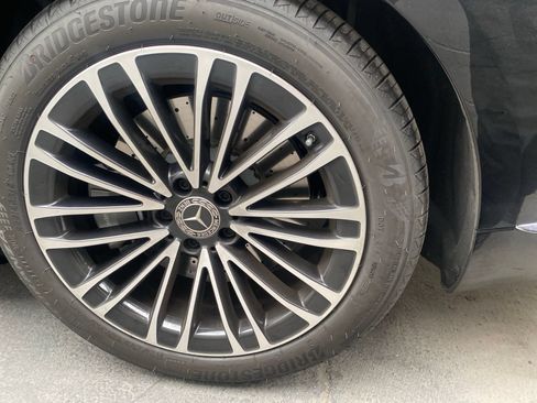 Used 2026 Mercedes-Benz S 500 4MATIC image 5