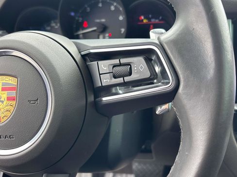 Used 2022 Porsche Macan image 23