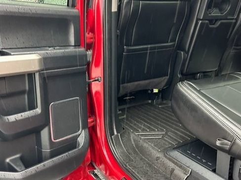 Used 2020 Ford F350 Lariat image 33