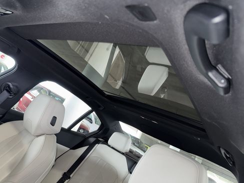 Used 2026 BMW i5 eDrive40 RWD image 31