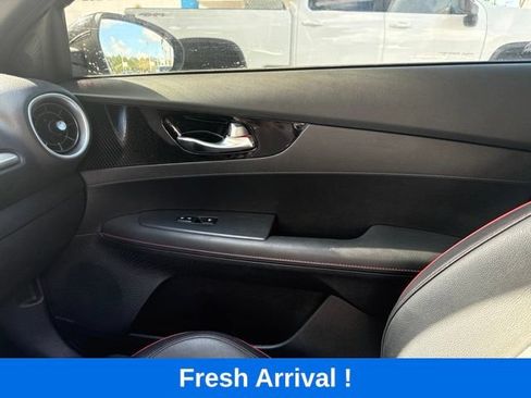 Used 2022 Kia Forte GT w/ GT2 Package FWD image 11
