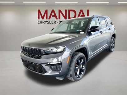 Used 2023 Jeep Grand Cherokee Limited w/ Black Appearance Package