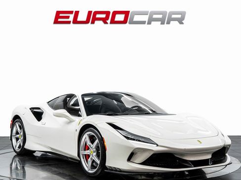 Used 2021 Ferrari F8 Tributo image 7