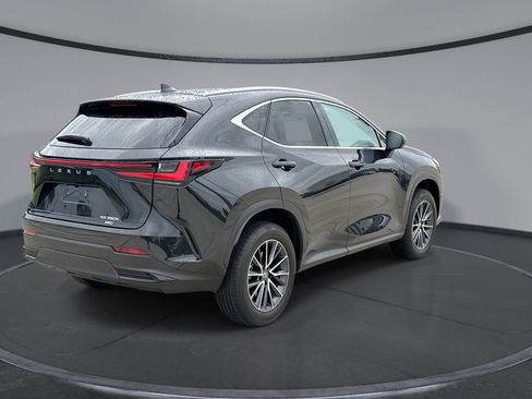 Used 2025 Lexus NX 350h AWD w/ Cold Area Package image 11