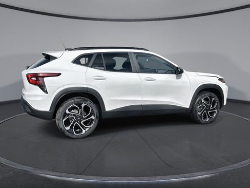 New 2026 Chevrolet Trax RS FWD image 8
