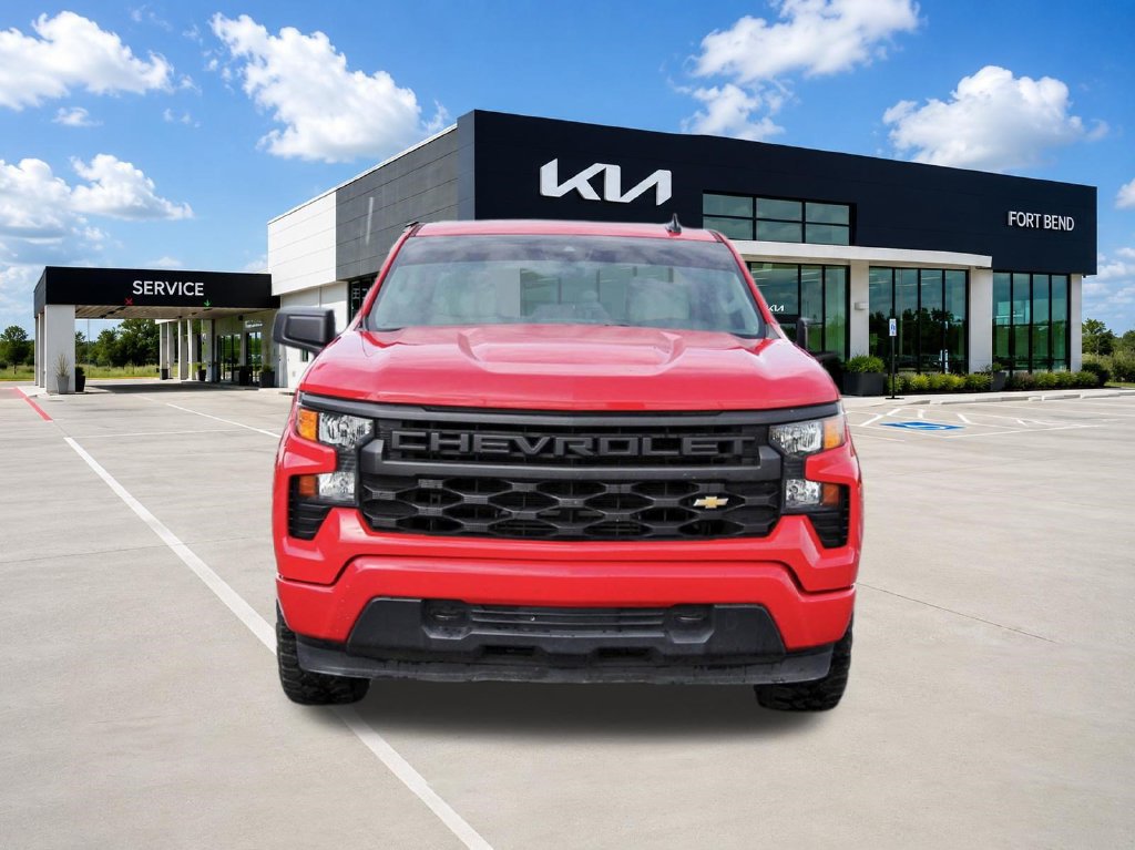 Used 2022 Chevrolet Silverado 1500 Custom AWD/4WD image 2