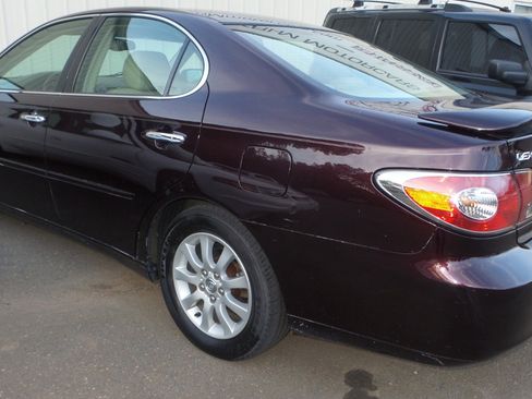 Used 2004 Lexus ES 330 image 1
