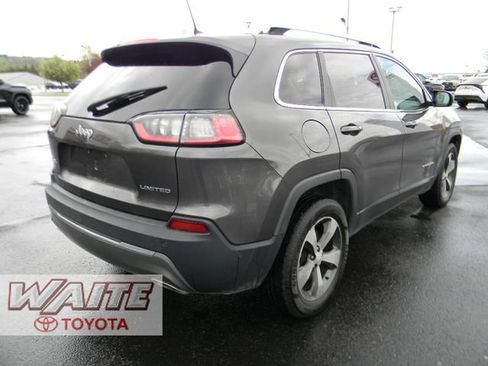 Used 2019 Jeep Cherokee Limited w/ Luxury Group AWD/4WD image 2