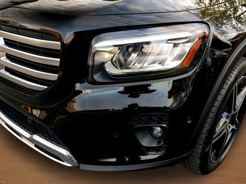 Used 2024 Mercedes-Benz GLB 250 image 15