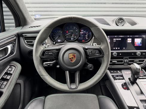 Certified 2023 Porsche Macan GTS image 29