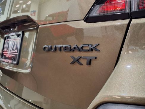 Used 2022 Subaru Outback Onyx Edition XT AWD/4WD image 8