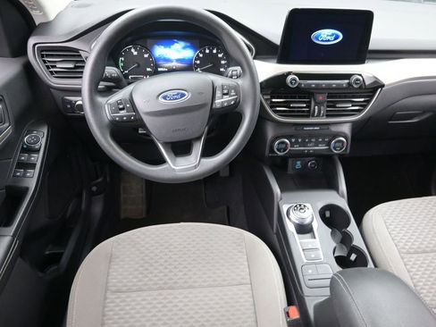 Used 2021 Ford Escape SE image 11