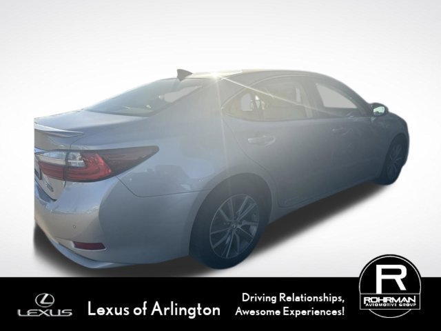 Used 2016 Lexus ES 300h FWD image 3