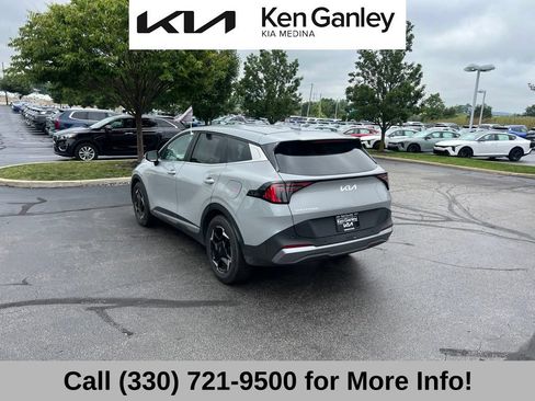 Certified 2026 Kia Sportage EX FWD image 15