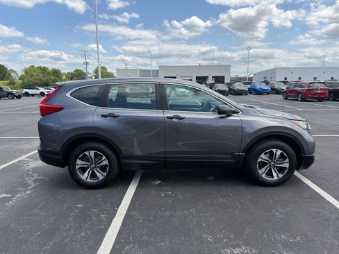 Used 2018 Honda CR-V LX image 7