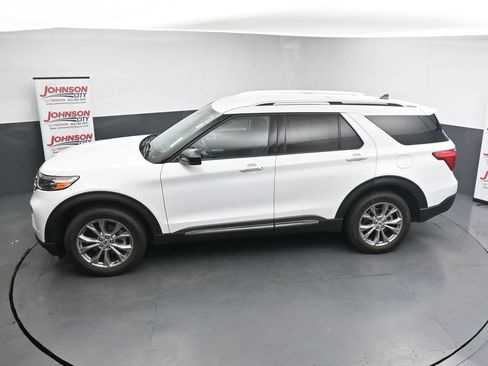 Used 2023 Ford Explorer Limited AWD/4WD image 31