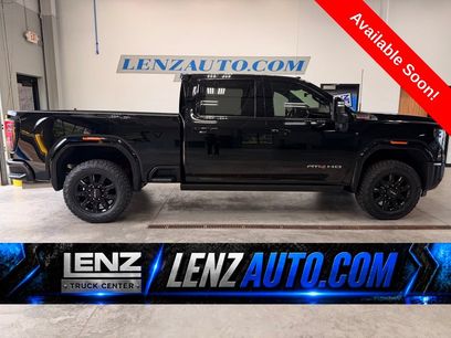 Used 2025 GMC Sierra 2500 AT4 w/ AT4 Premium Plus Package