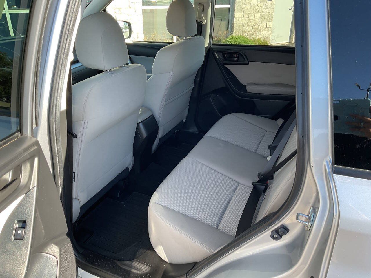 Used 2016 Subaru Forester 2.5i Premium AWD/4WD image 29